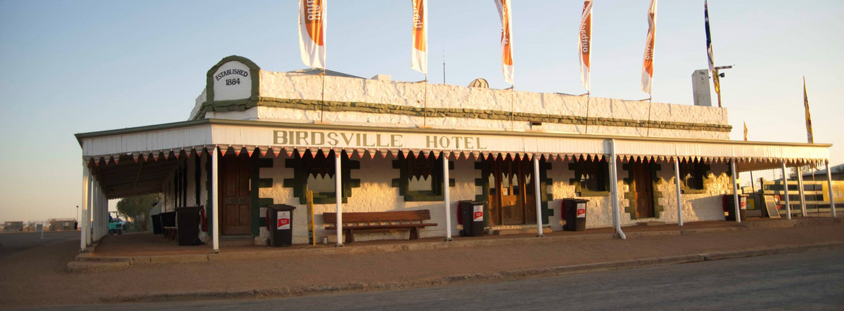 Pauline Hanson heads back to Birdsville