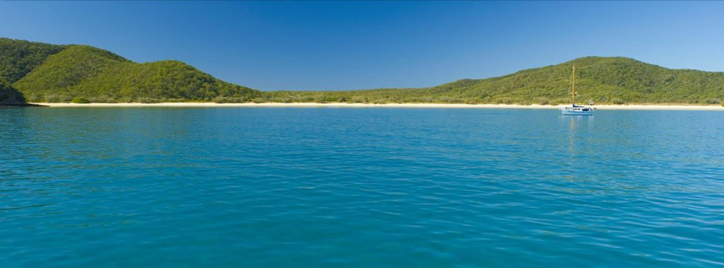 Pauline Hanson throws Great Keppel Island a lifeline